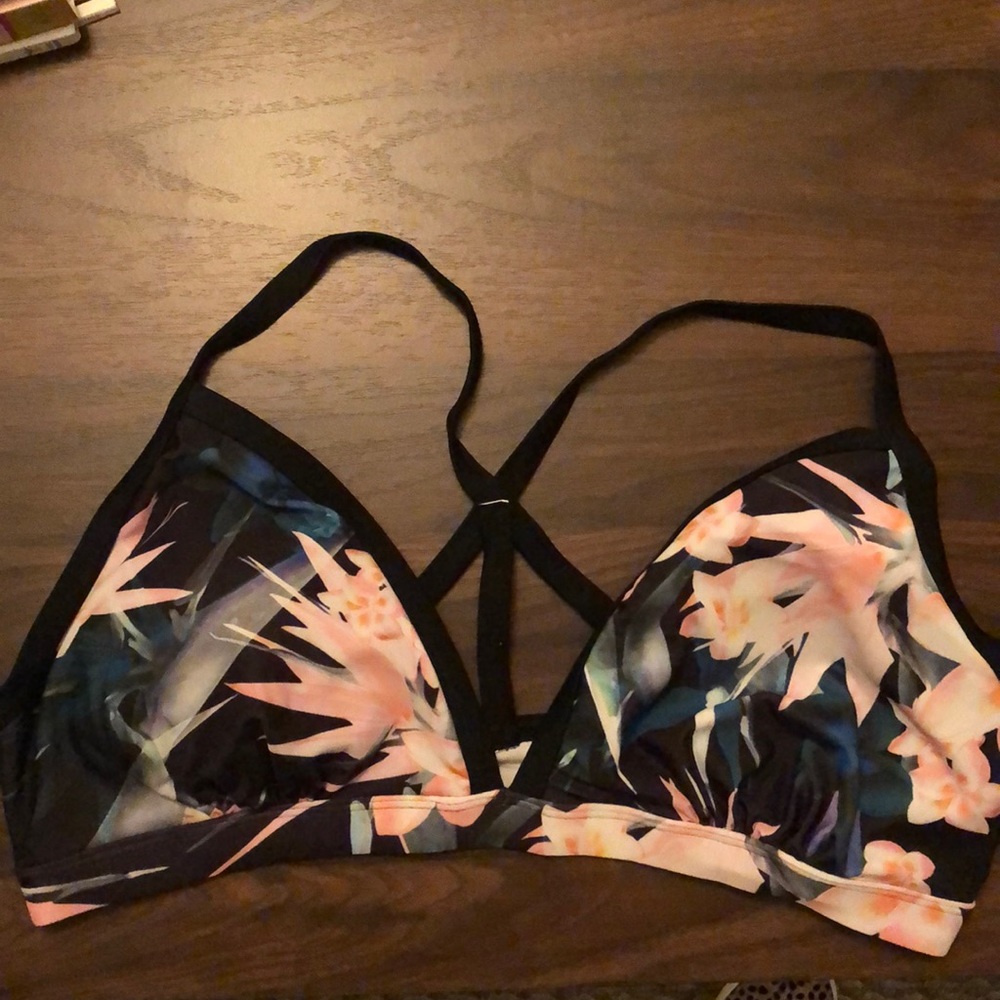 Plus Size Black Tropical Bikini Top